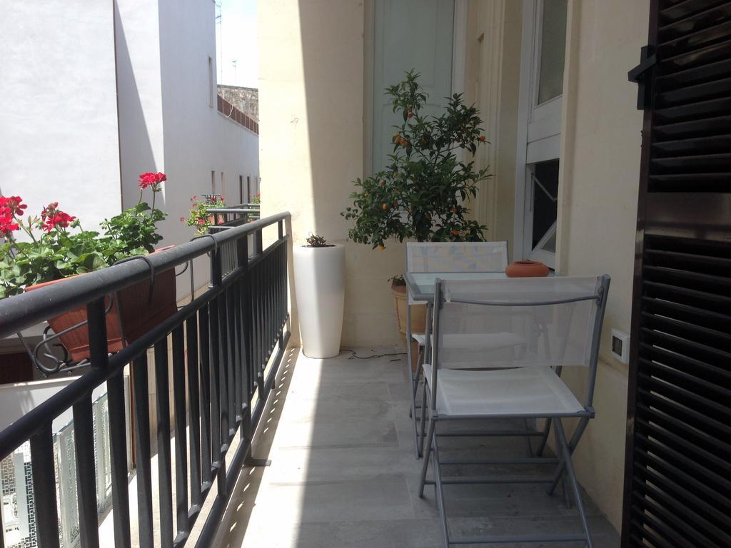 B&B Le Giravolte Lecce Exterior foto