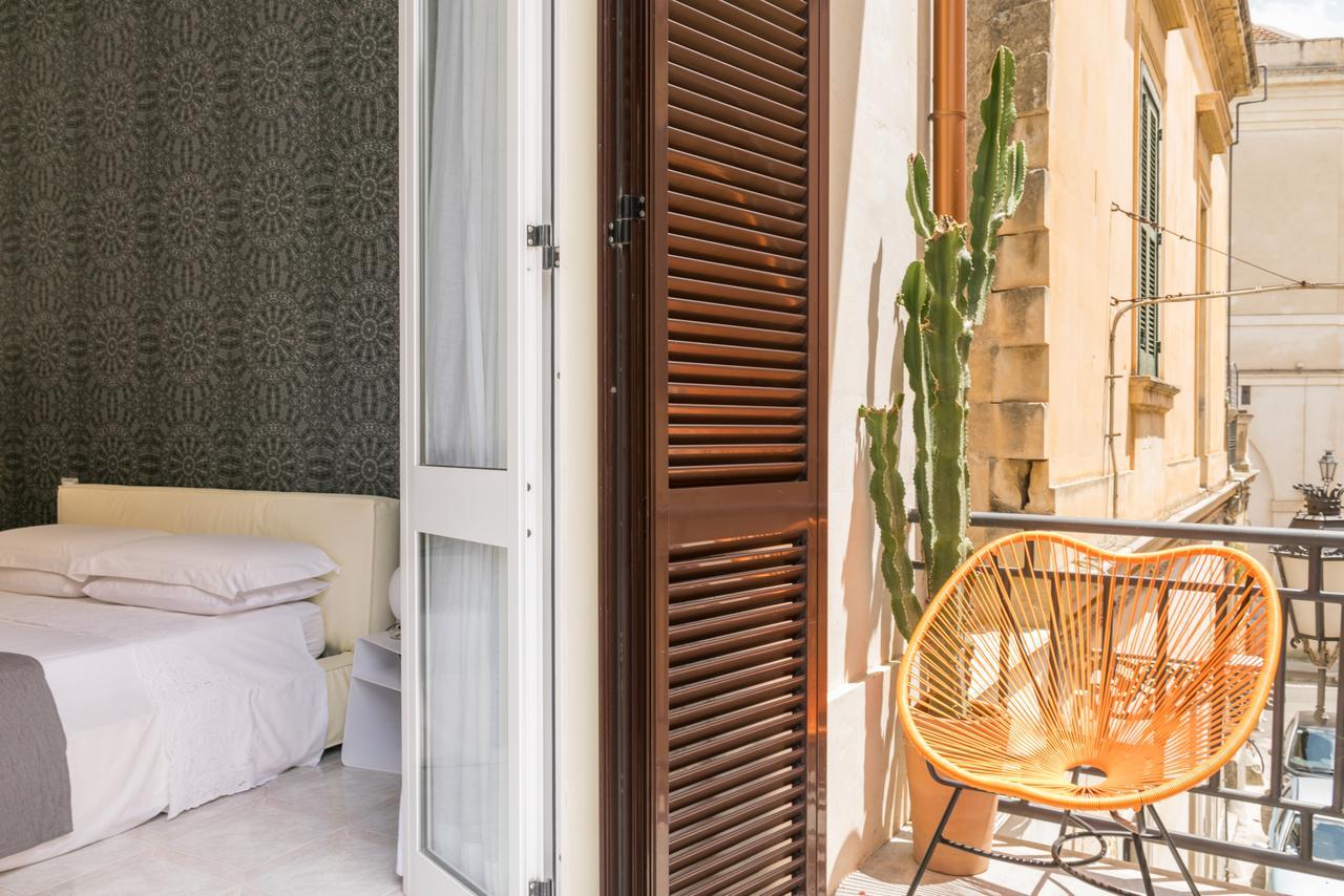 B&B Le Giravolte Lecce Exterior foto