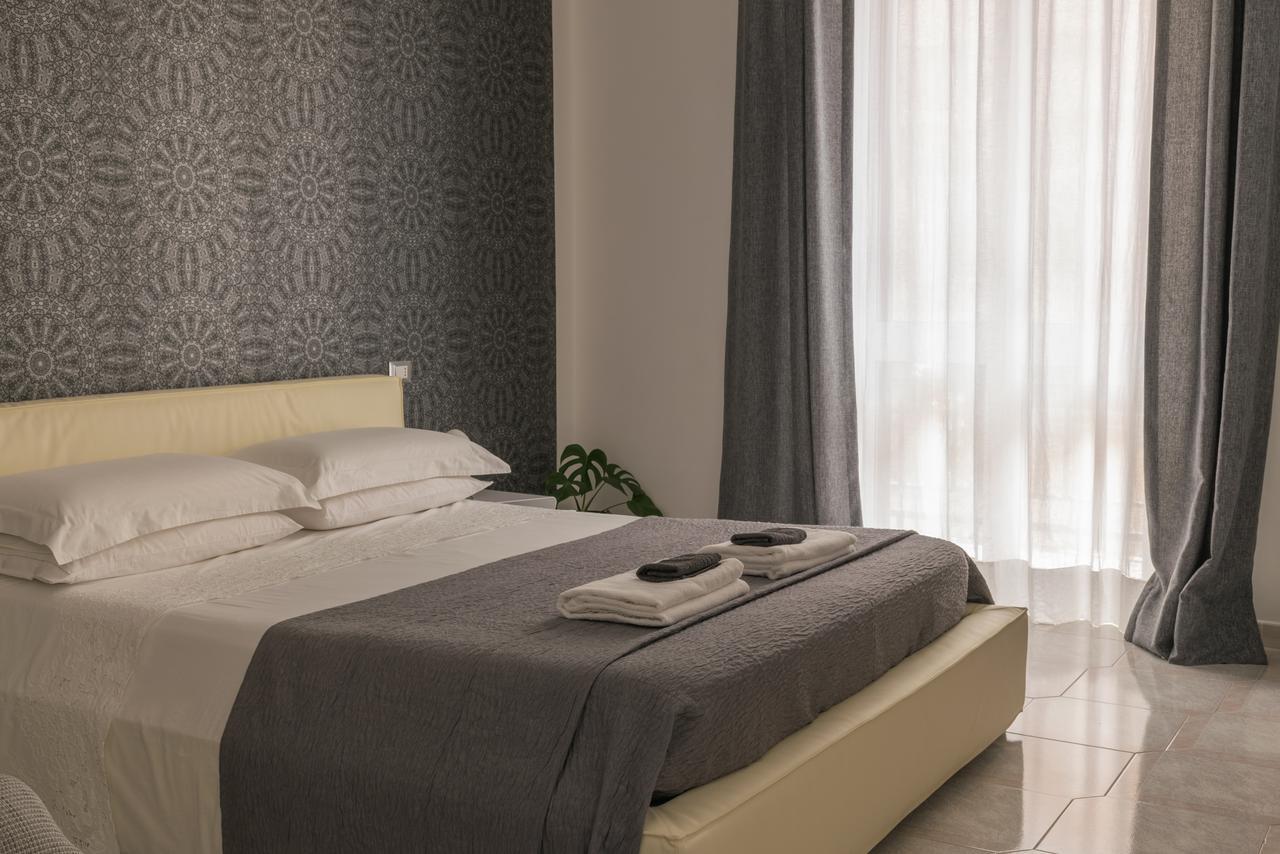 B&B Le Giravolte Lecce Exterior foto