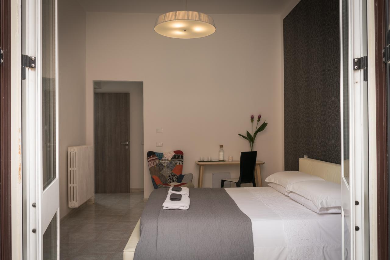 B&B Le Giravolte Lecce Exterior foto