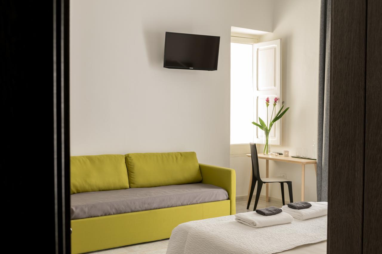 B&B Le Giravolte Lecce Exterior foto